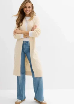 Strickmantel aus Zopfstrick