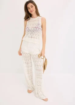 Stricktop mit Lochstrickmuster