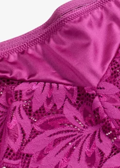 String Panty aus glänzendem Material