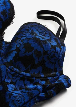 Stringbody aus Spitze