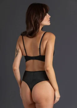 Stringbody ouvert mit Wetlook