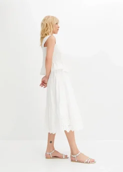 Stufenrock mit Lochstickerei