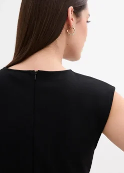 Top mit Zierschnalle aus Crepe