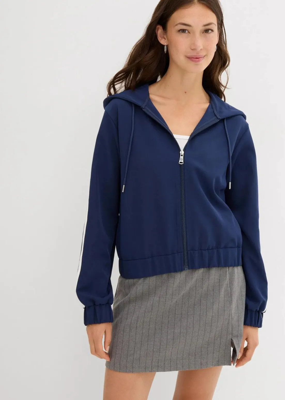 Trainingsjacke mit sportivem Streifen