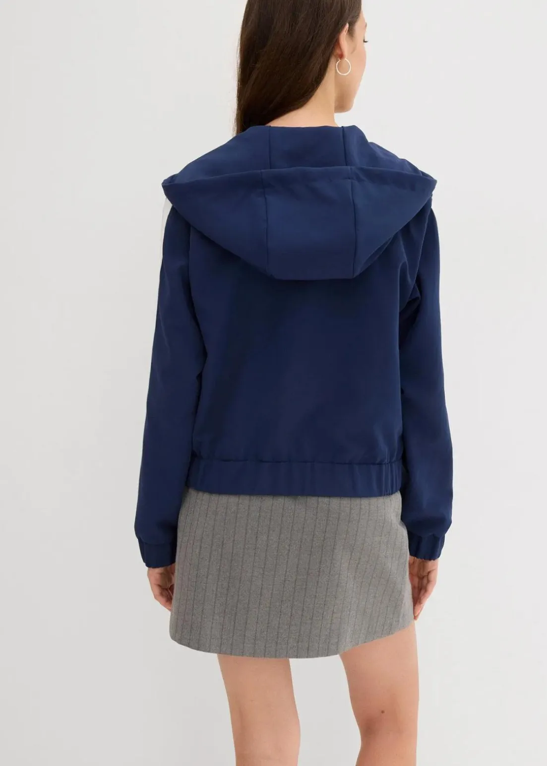 Trainingsjacke mit sportivem Streifen