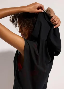 Transparentes Strandhirt mit Kapuze