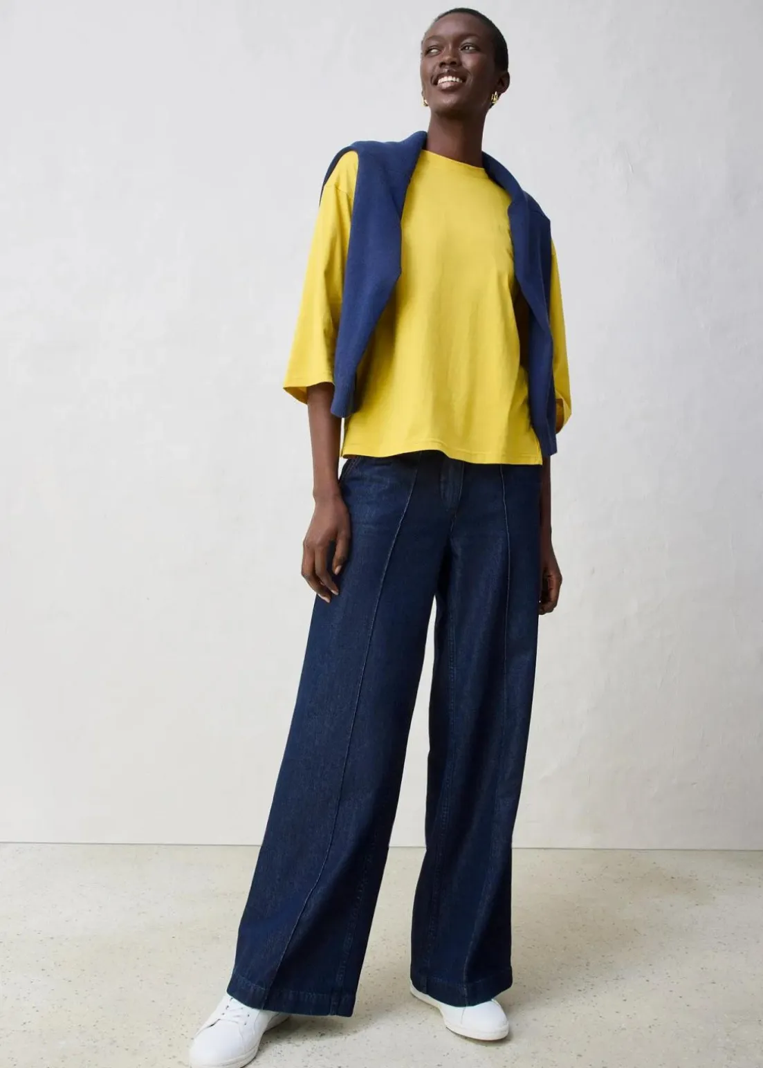 Trapezförmiges Shirt mit Seidenanteil