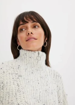 Troyer mit überschnittener Schulter