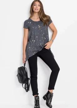 T-Shirt mit Schmetterlingen