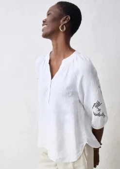 Tunika aus reinem Leinen, mit Lochstickerei