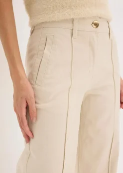 Twillhose mit Biese und Leistentasche