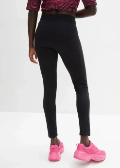 Ultrasofte Sport-Leggings mit seitlichen Taschen, knöchelfrei