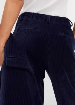 Weite Hose aus Ripp-Samt